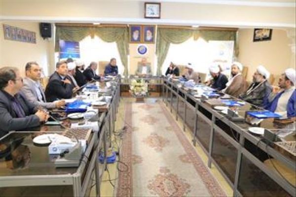 مدرسه فصلی صنعت آب و فاضلاب با حضور روحانیت معظم در آذربایجان شرقی برگزار شد